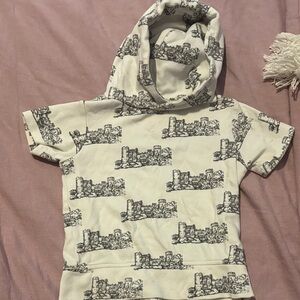 KQ castle short sleeve hoodie